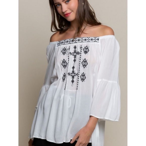 POL Embroidered Off-Shoulder Top - Picture 2 of 4